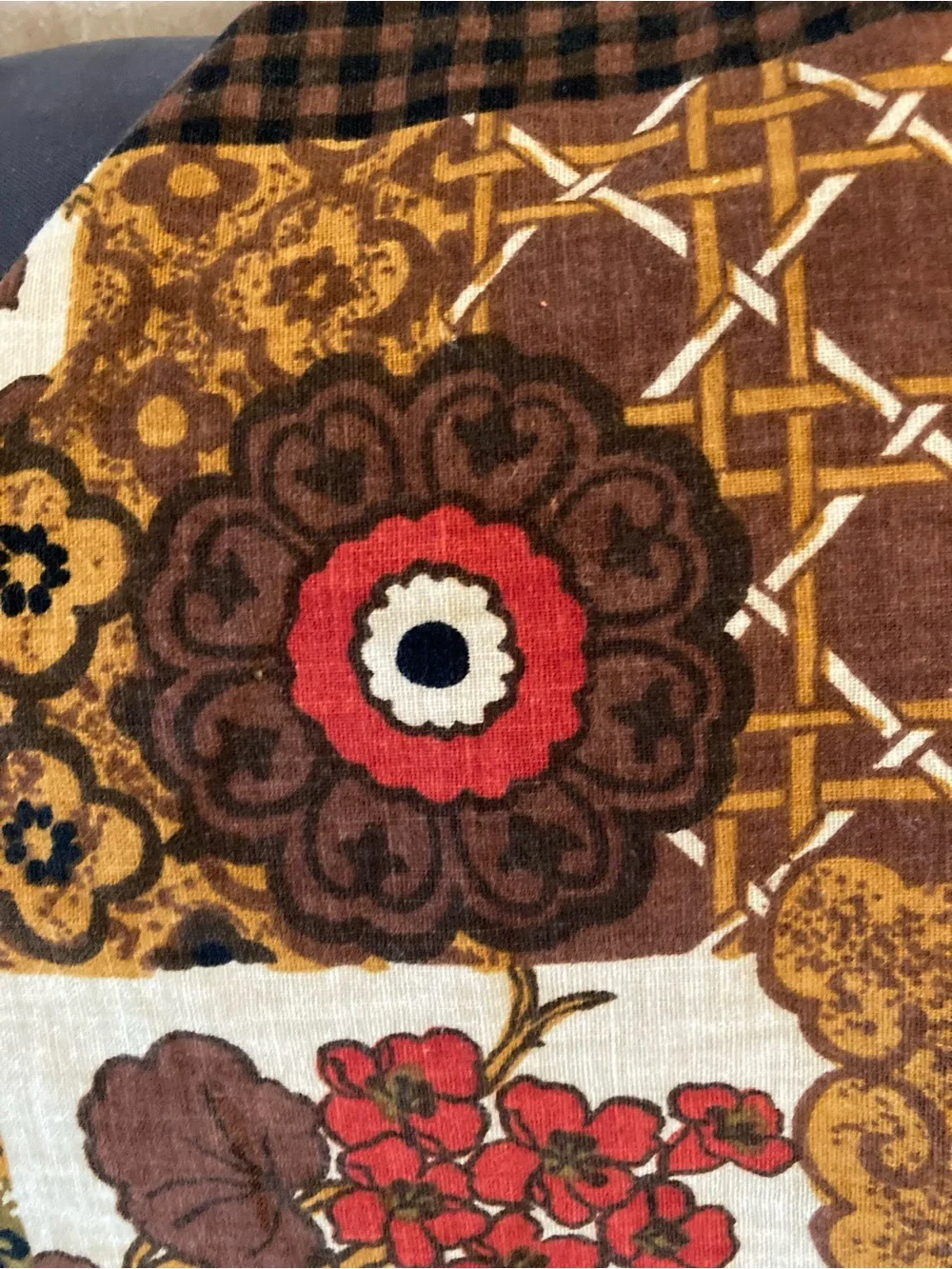 Vintage Tablecloth Round Fringe Harvest Gold MCM Vintage 50